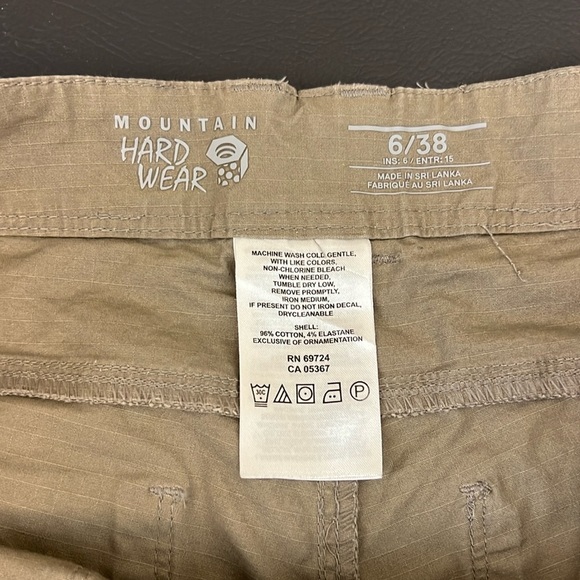 Mountain Hardwear Women's Tan Shorts size 6 - Picture 3 of 6